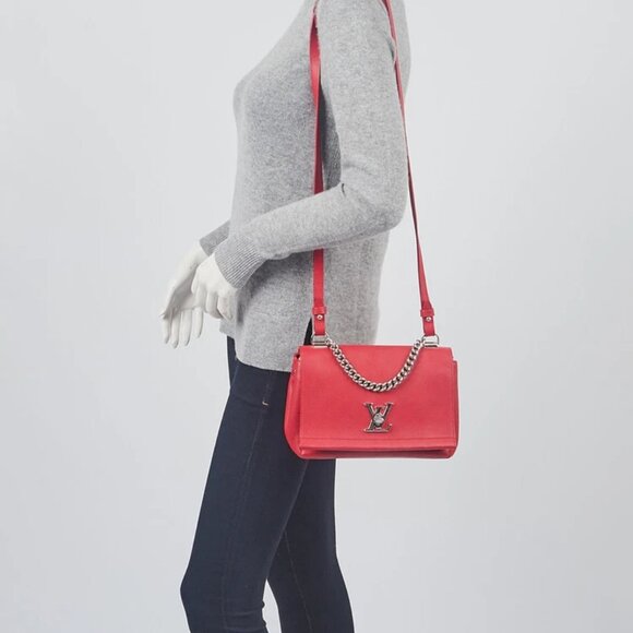 Louis Vuitton Rubis Pebbled Leather Lockme II BB - Picture 2 of 9